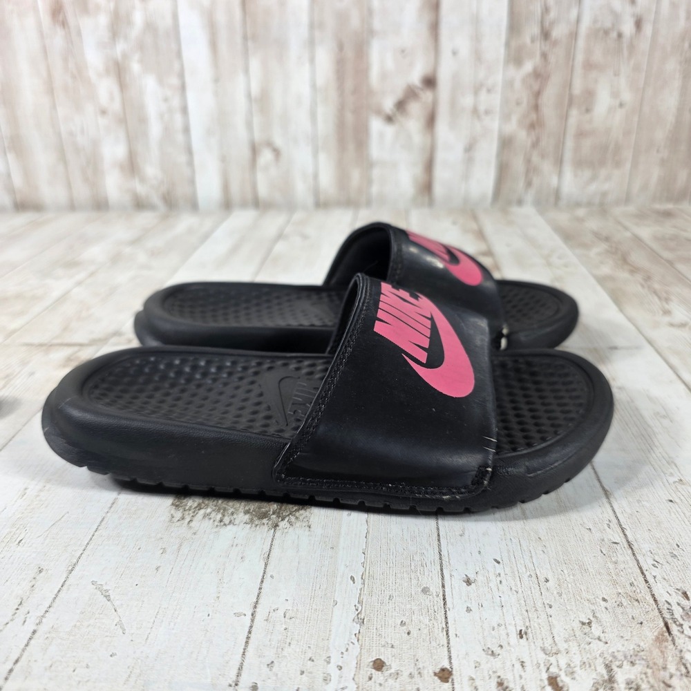 Nike Benassi JDI Kids Slide Sandals Black Pink 555742-001 Size 1Y